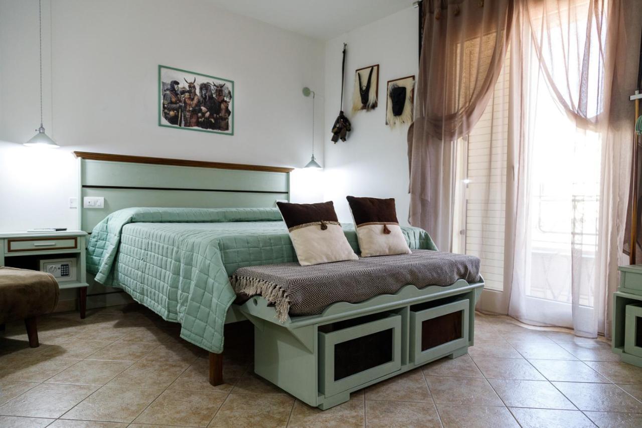 Hotel Domo Anna Villasimius Exteriér fotografie